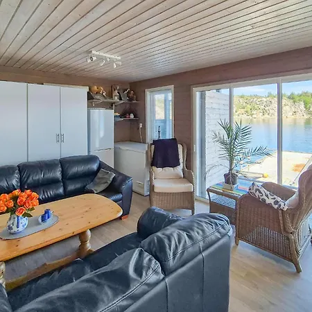 3 Bedroom Front In Urangsvag 別荘 Steinsbø